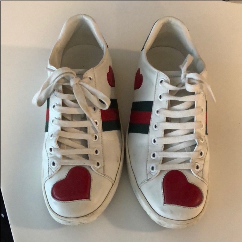 Gucci heart sneakers